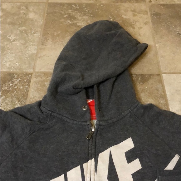 Nike zip up hoodie - Picture 4 of 5